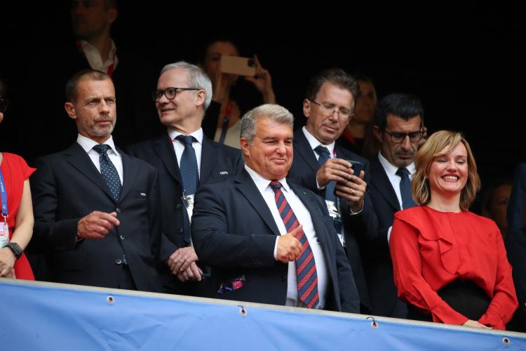 们的球迷生, 欧洲球队应 们的球迷生, 欧洲球队应